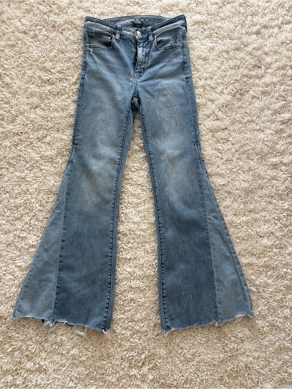 American Eagle Festival Flare size 6 stretch